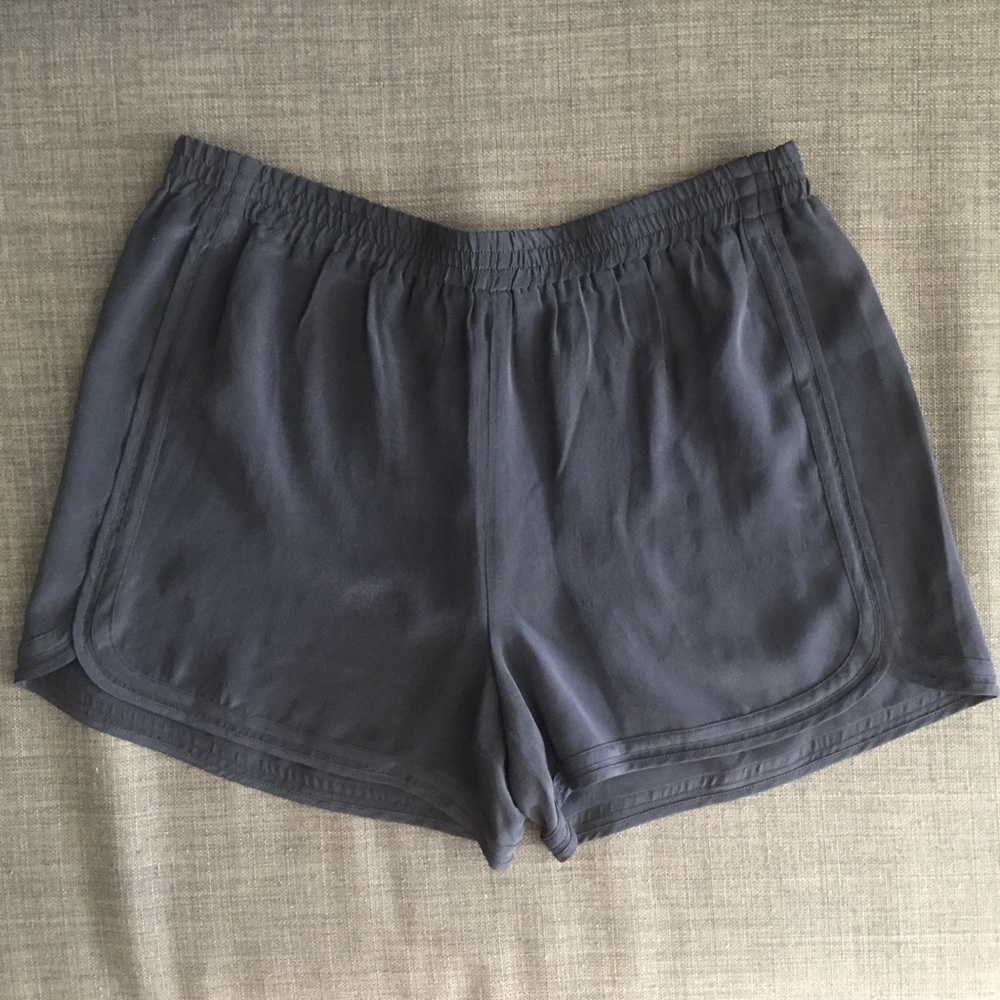EUC CLUB MONACO Retro Shorts - Navy Blue